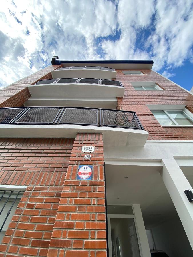 Apartamento Amplio Y Calido Con Parrilla En El Balcon Posadas Exterior foto